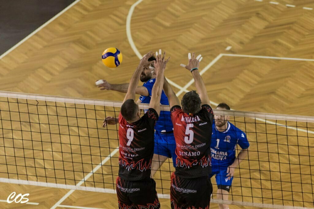 COS5977 1024x684 1 - FRVolei