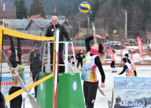 IMAGINI CAMPIONATELE NAȚIONALE DE VOLEI PE ZĂPADĂ AZUGA 05-07.02.2021 20 - FRVolei DSC 0023 300x215 1 - FRVolei