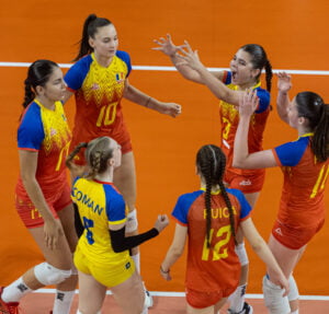 România intră în scenă pentru a co-organiza #EuroVolleyU18W împreună cu Grecia 1 - FRVolei EuroVolleyU18W