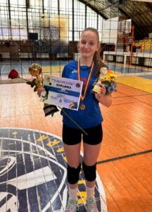 Dinamo a cucerit fără înfrângere titlul la U17 (f) 3 - FRVolei Bianca Trancă a fost MVP-ul Diviziei Perspectivă U17