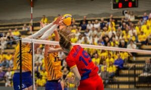 Golden League 2025 - Adelina Ungureanu în atac contra Suediei