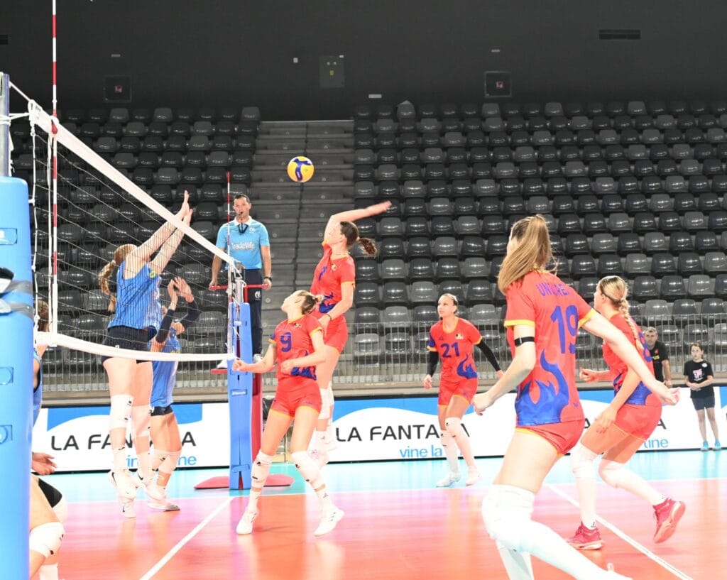 Diana Ariton in atac - FRVolei