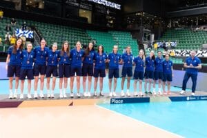 Nationala feminină a României, medaliata cu bronz în Golden League