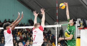 Dinamo – CSM Arcada Galați domină etapa a 15-a a Diviziei A1 1 - FRVolei SCM Zalău s-a calificat în sferturile Cupei Challenge
