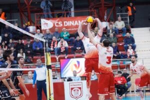 Dinamo este gazda derby-ului