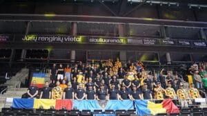 Carpathian Vipers. în tribune la meciurile nationalei Romaniei