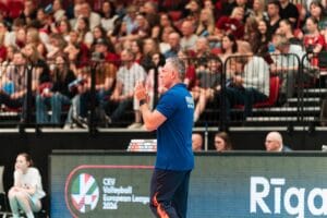 Naționala feminină a României joacă la Blaj vineri și duminică, în Liga Europeană 2 - FRVolei Selectionerul naționalei feminine, Guillermo Naranjo Harnandez