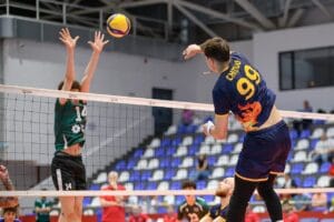 România a încheiat, cu Estonia, seria amicalelor dinaintea EuroVolley 2026 1 - FRVolei Daniel Chițigoi în atac