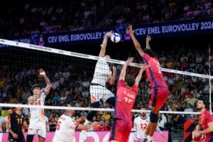 România, victorie de neuitat cu Franța la EuroVolley. Mulțumim, Cluj-Napoca! 1 - FRVolei Eurovolley 2026: Bela Bartha a fost de neoprit în atac