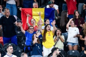 Suporterii au încurajat echipa de la început până la final