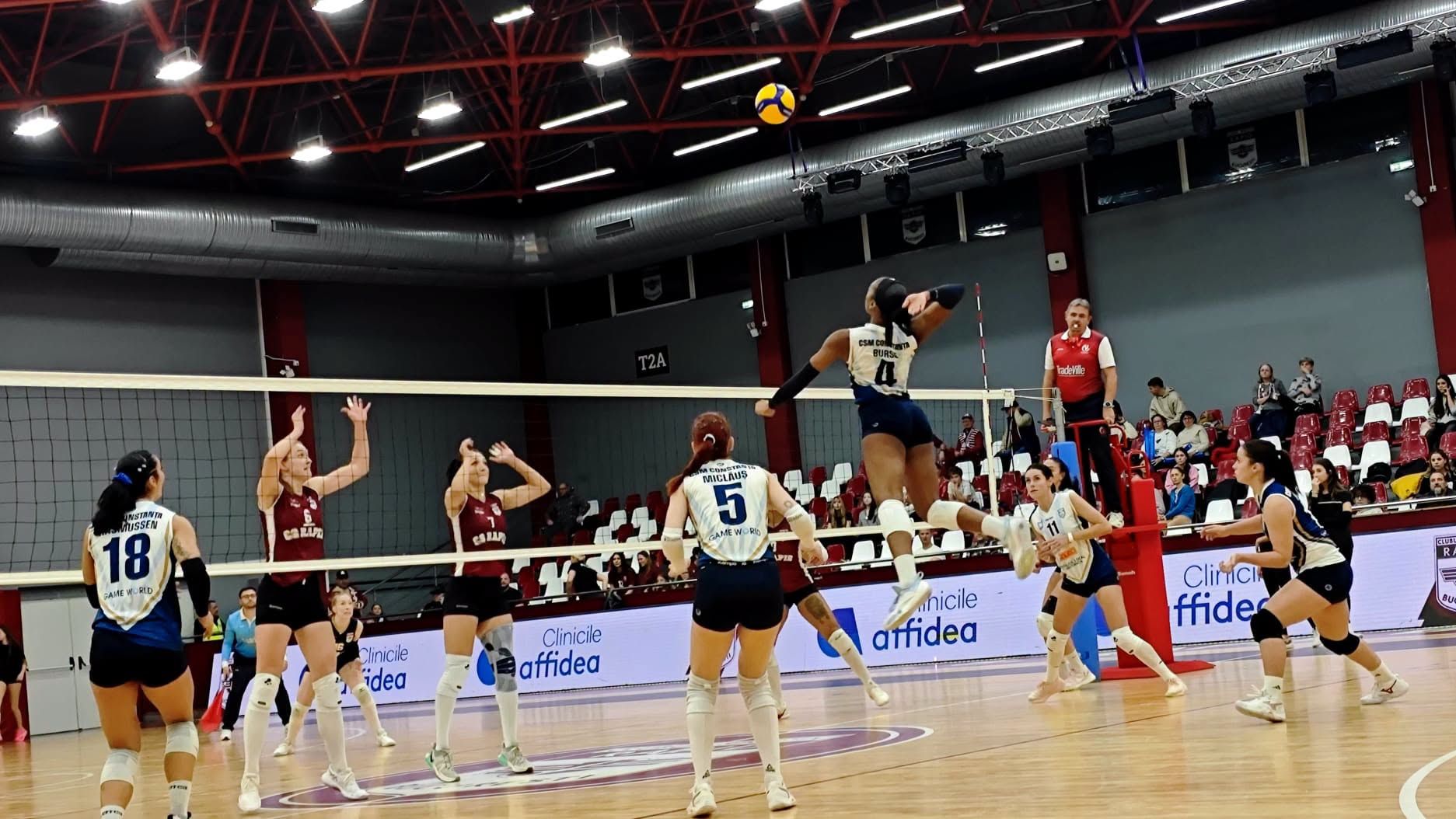 Federatia Romana de Volei 1 - FRVolei CSM Constanta s-a impus in sala Rapid