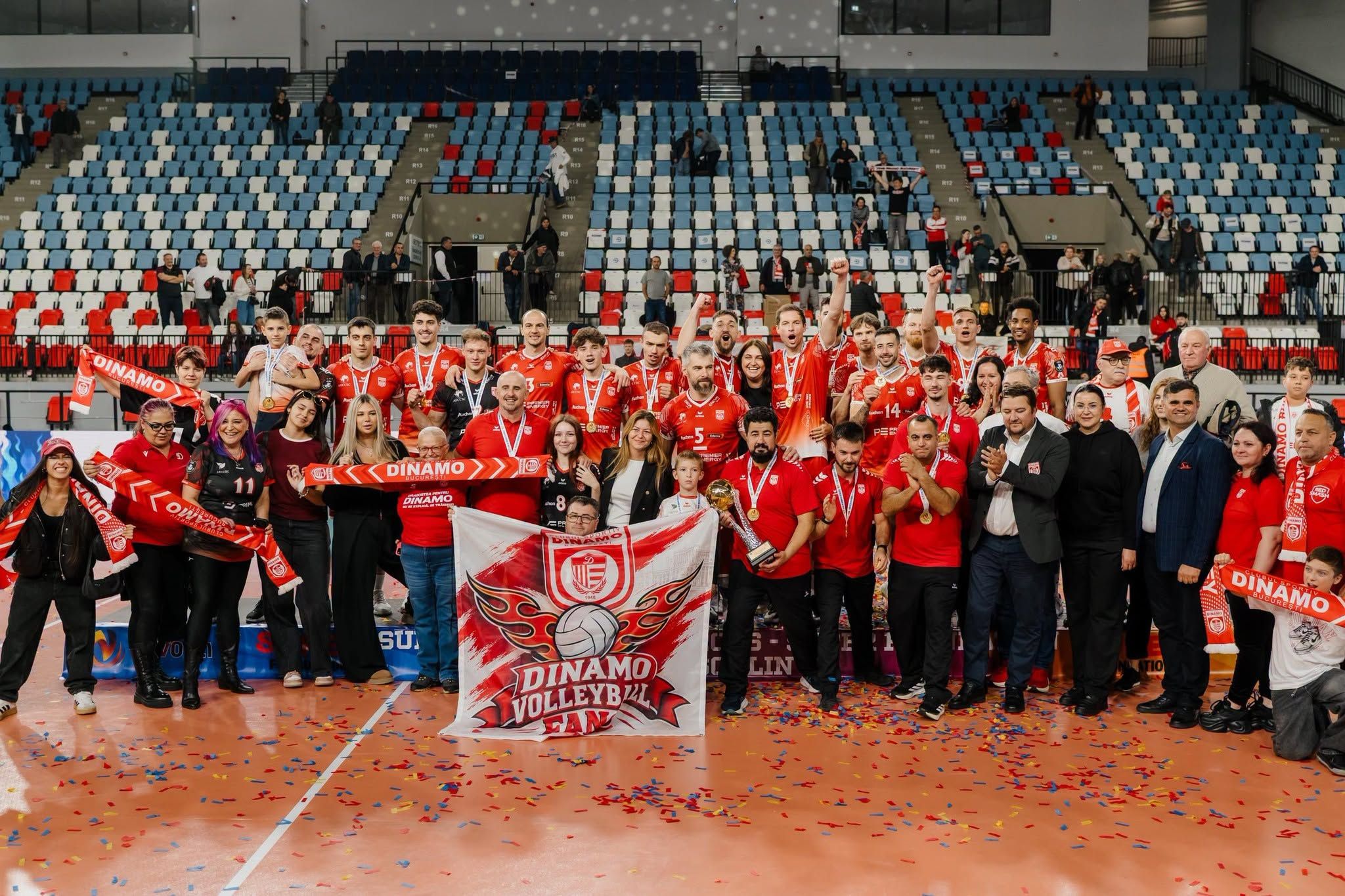 Federatia Romana de Volei 2 - FRVolei Dinamo este noua deținătoare a Supercupei României