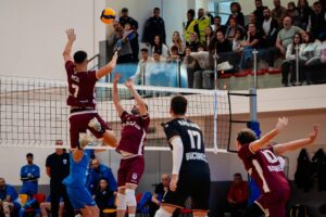 Rapid a avut un meci dificil la Dobroești, cu CSM Bucuresti